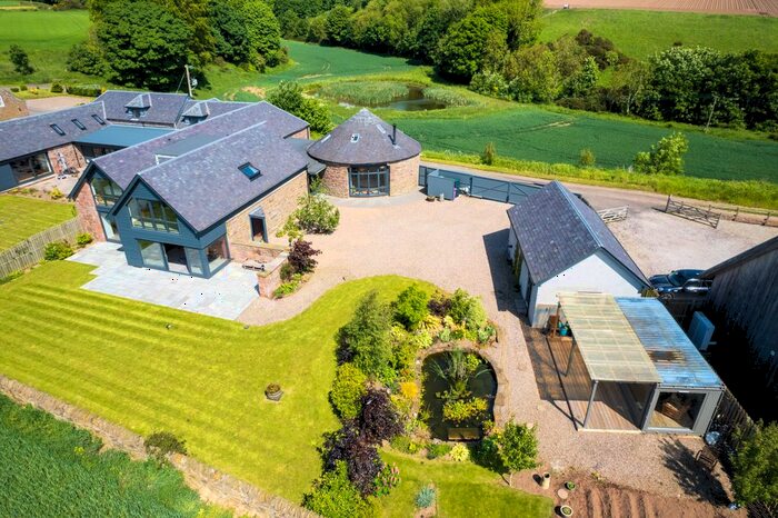 4 Bedroom Semi-Detached House For Sale In Pitairlie, Newbigging, Broughty Ferry, Dundee, DD5