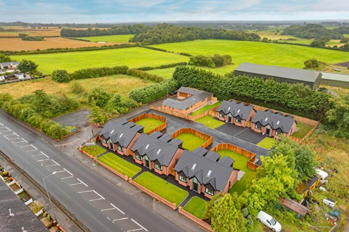 4 Bedroom Detached Bungalow For Sale In Ashcroft Fold, Chorley Road, Westhoughton, Bolton, BL5