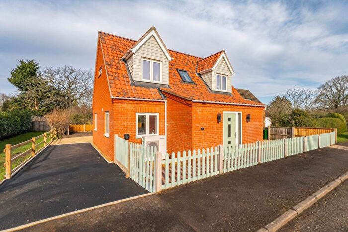 3 Bedroom Detached Bungalow For Sale In Richmond Place, Lyng, NR9