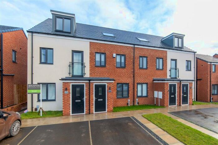 3 Bedroom Terraced House To Rent In Speckledwood Way, Great Park, NE13