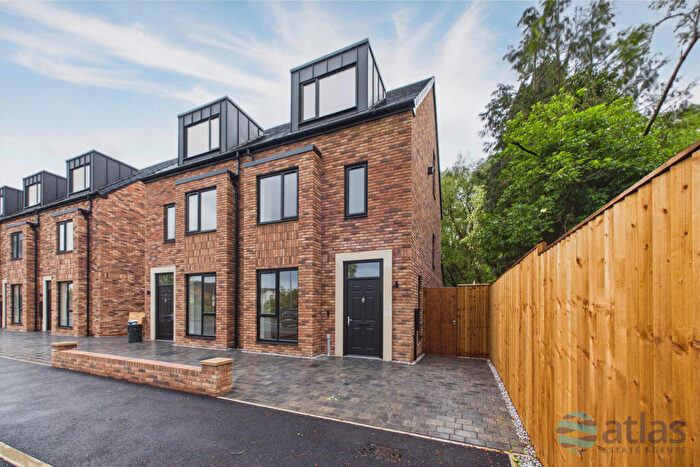 3 Bedroom Semi Detached House For Sale In The Dales, Halewood, L26