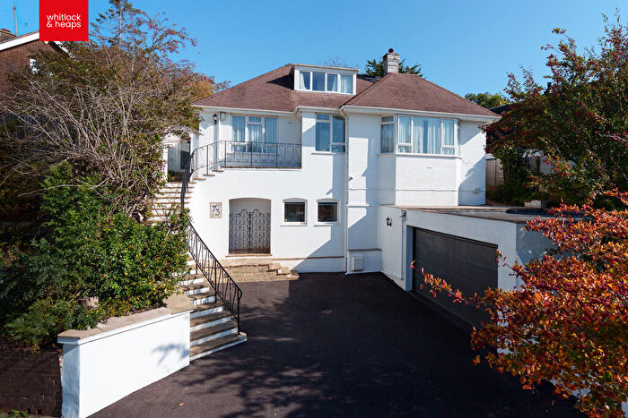 4 Bedroom Detached House For Sale In Hill Brow, Hove, BN3