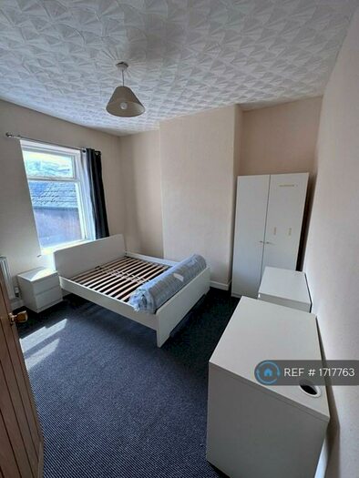 6 Bedroom Terraced House To Rent In Meteor Street, Cardiff, CF24