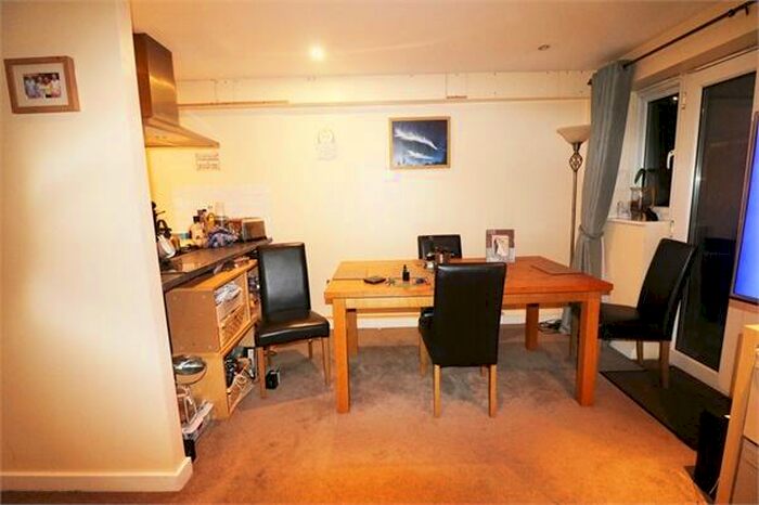 2 Bedroom Flat To Rent In Foundry Gate, Waltham Cross, EN8