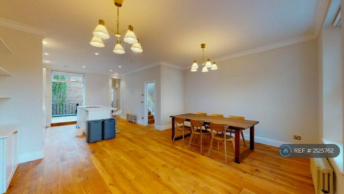 4 Bedroom Maisonette To Rent In St Peters Street, London, N1