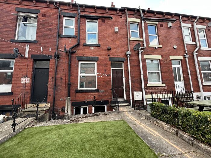 6 Bedroom Terraced House To Rent In Langdale Terrace, Leeds, West Yorkshire, LS6