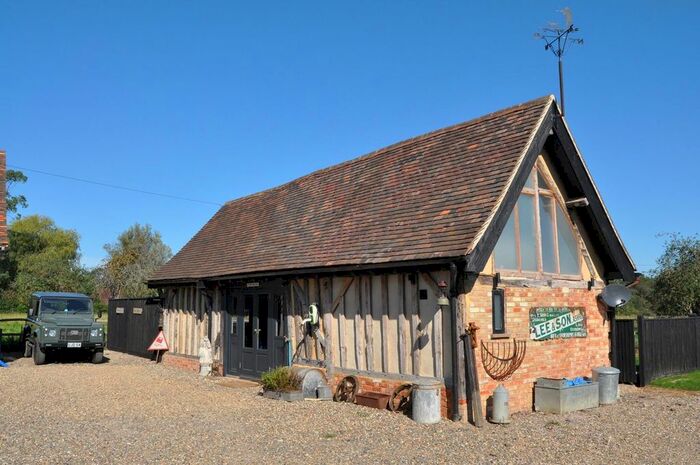 2 Bedroom Detached House To Rent In Marden Road, Staplehurst, Tonbridge, TN12