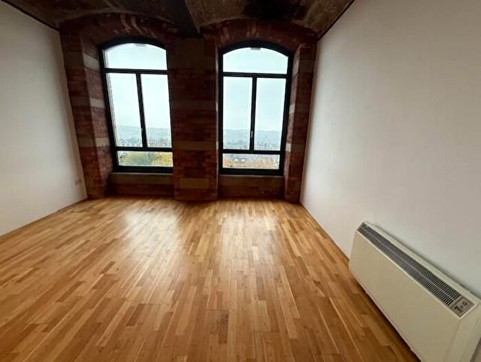 1 Bedroom Flat To Rent In Velvet Mill, Bradford, BD9