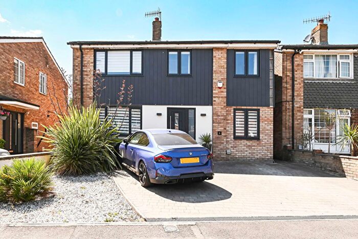 4 Bedroom Detached House For Sale In Patmore Link Road, Hemel Hempstead, HP2