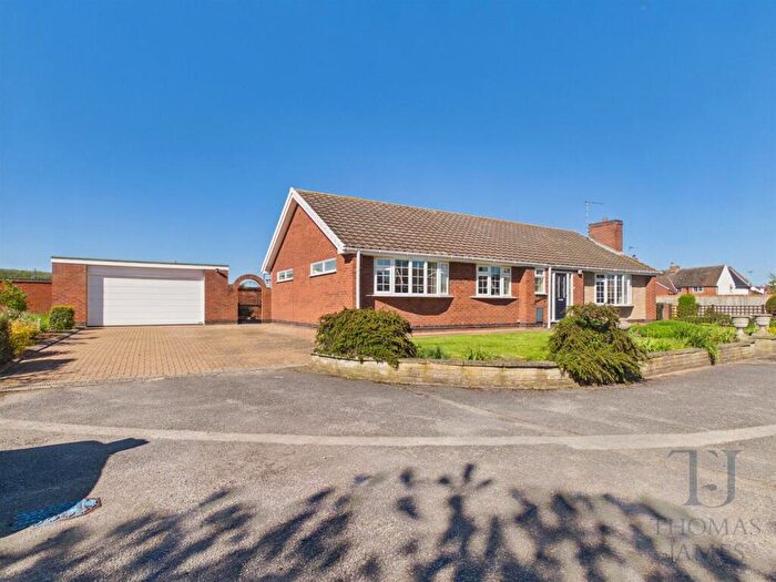 3 Bedroom Detached Bungalow For Sale In Foredrift Close, Gotham, Nottingham, NG11