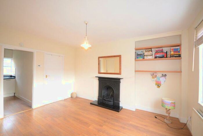 2 Bedroom Apartment To Rent In Prince Consort Cottages, SL4