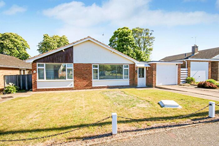 3 Bedroom Detached Bungalow For Sale In Parkland Road, Sprowston, NR6