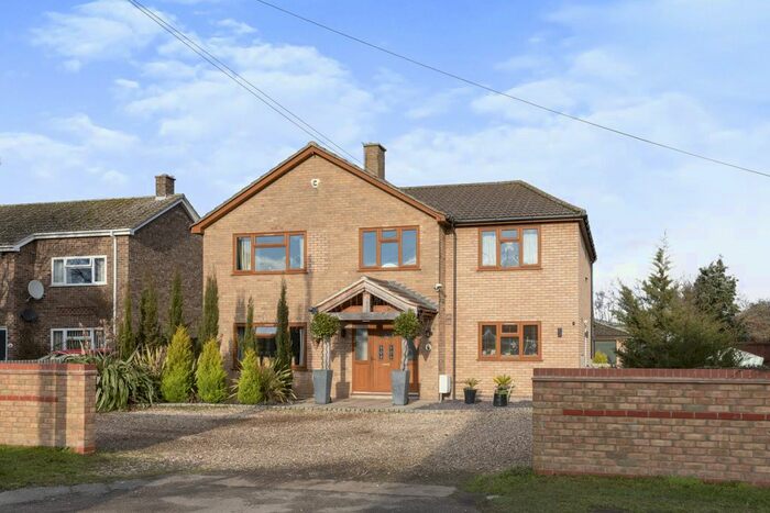 5 Bedroom Detached House For Sale In Carter Street, Fordham, Ely, Cambridgeshire, CB7
