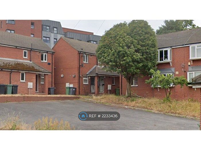 1 Bedroom Flat To Rent In Belle Vue Court, Leeds, LS3
