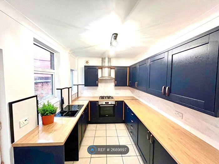 3 Bedroom Terraced House To Rent In Victoria Street, Wigan, WN5