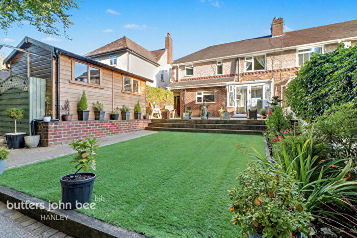 4 Bedroom Semi-Detached House For Sale In High Lane, Brown Edge, ST6