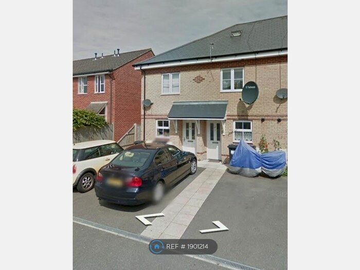 2 Bedroom End Of Terrace House To Rent In Stanley Road, Bournemouth, BH1