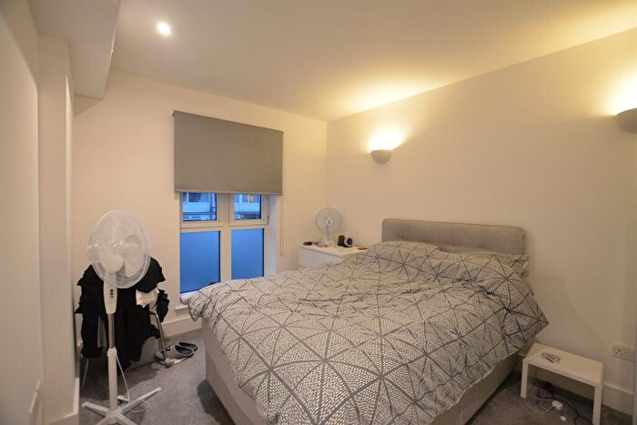 1 Bedroom Apartment To Rent In Lesley Court, High Road, Loughton, IG10