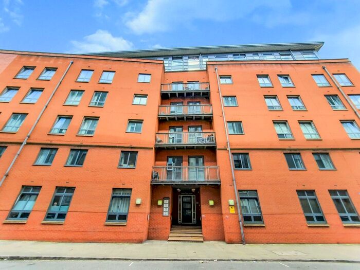2 Bedroom Flat To Rent In Lake House, Ellesmere Street, Castlefield, Manchester, M15