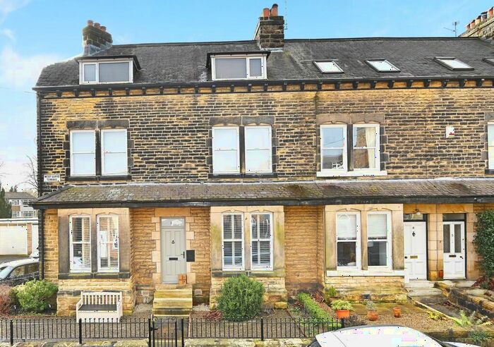 2 Bedroom Flat To Rent In West Cliffe Terrace, Harrogate, HG2