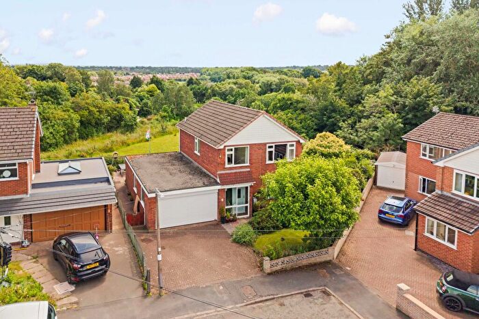 3 Bedroom Detached House For Sale In Blackcroft Avenue, Barnton, CW8