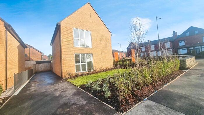 4 Bedroom Detached House To Rent In Fenton Way, Bolton, BL3
