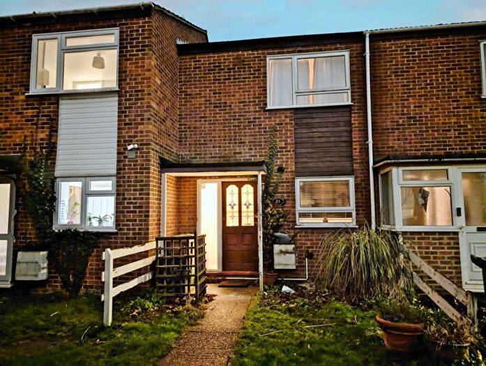 2 Bedroom Terraced House To Rent In Cambourne Road, SM2