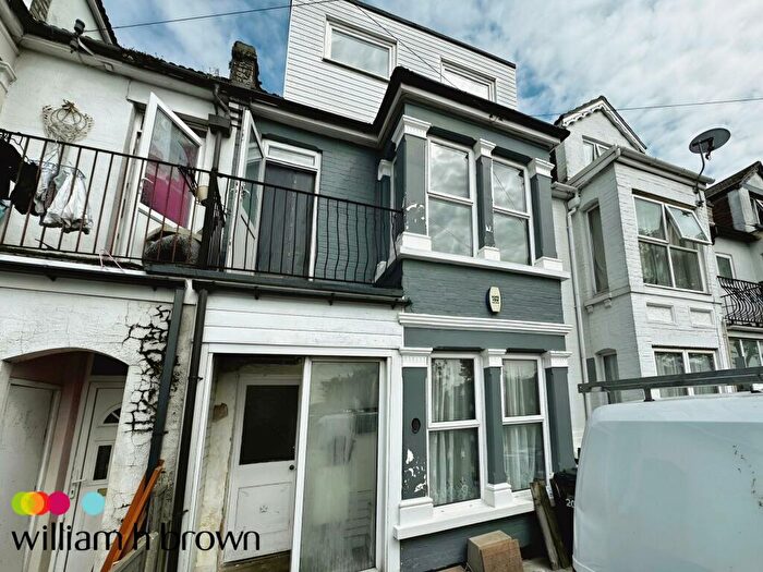 3 Bedroom Apartment To Rent In Old Road, Clacton-On-Sea, CO15