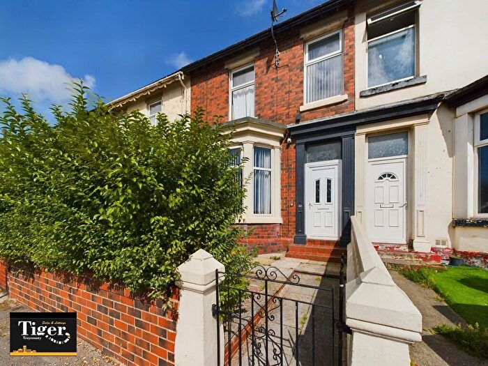 3 Bedroom Terraced House To Rent In Buchanan Street, Blackpool, FY1