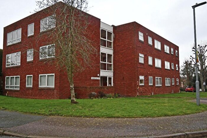 2 Bedroom Flat For Sale In Lansdowne Court, Churchfields, Broxbourne, Hertfordshire, EN10