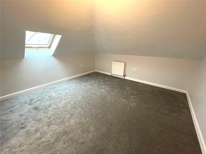 5 Bedroom End Of Terrace House To Rent In York Road, Torpoint, Cornwall, PL11