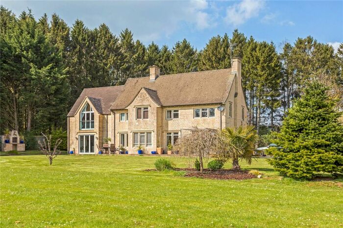 4 Bedroom Detached House For Sale In Garricks Head, Andoversford, Cheltenham, Gloucestershire, GL54