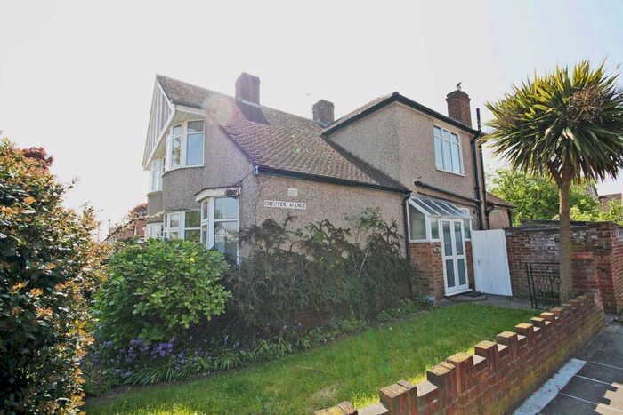 3 Bedroom Property To Rent In Lyndhurst Avenue, Whitton, Twickenham, TW2