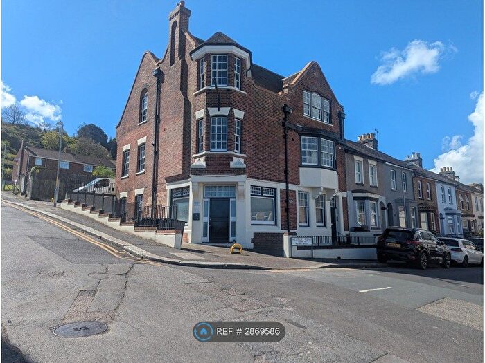 1 Bedroom Flat To Rent In Westbury Road, Dover, CT17