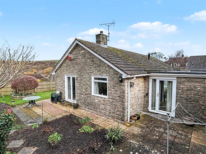 3 Bedroom Detached Bungalow For Sale In Purbeck Close, Uploders, Bridport, DT6