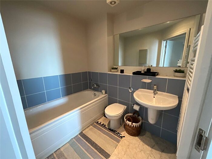 2 Bedroom Flat For Sale In Havannah Street, Cardiff, CF10