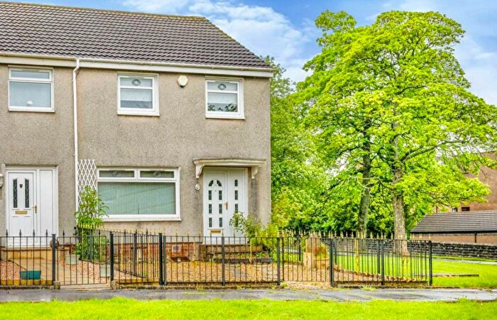 3 Bedroom Terraced House To Rent In Chantinghall Road, Hamilton, ML3