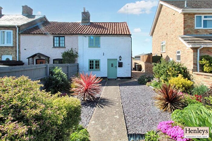 2 Bedroom Cottage For Sale In Waterside, Isleham, CB7
