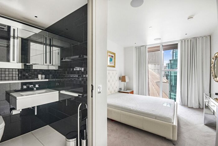 2 Bedroom Flat For Sale In Moor Lane, London, EC2Y