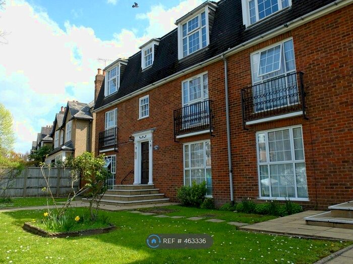 1 Bedroom Flat To Rent In Queen Annes Place, Enfield, EN1