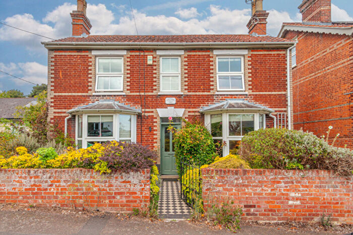 3 Bedroom Detached House For Sale In Victoria Road, Woodbridge, IP12