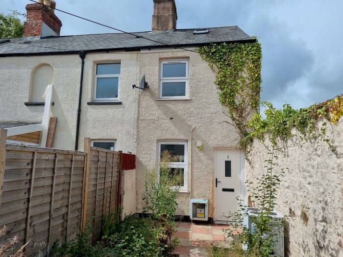 2 Bedroom House To Rent In Chapples Square, Barrington Street, Tivertron, EX16