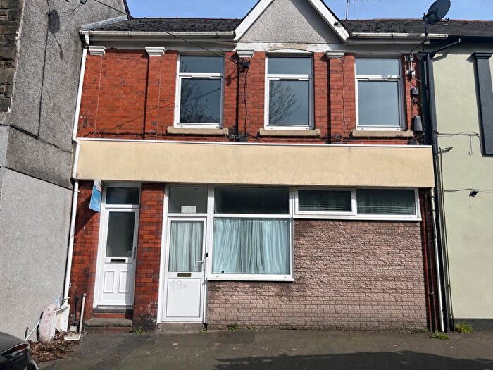 2 Bedroom Flat To Rent In Fff Bridge Street, Abercarn, NP11