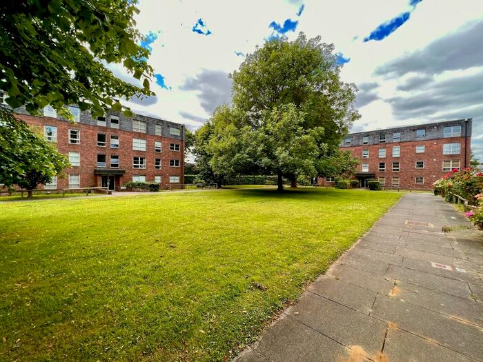 1 Bedroom Flat To Rent In Marlowe Gardens, London, SE9