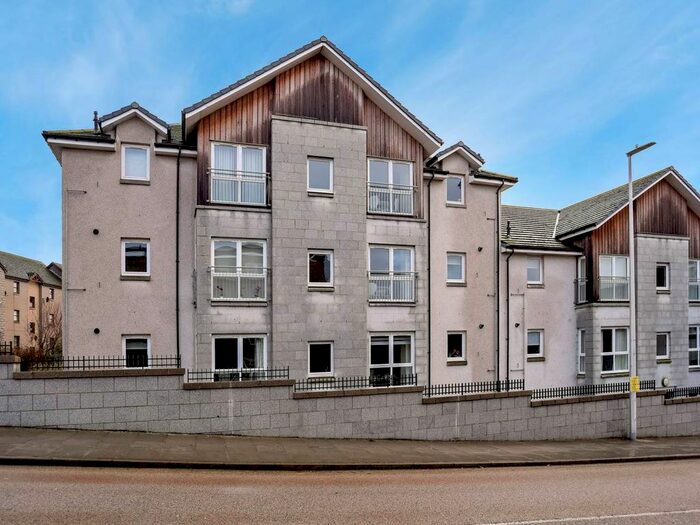 2 Bedroom Flat To Rent In Park Street, The Courtyard, Aberdeen, AB24
