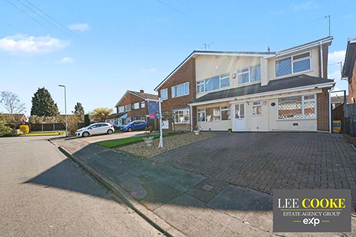 4 Bedroom Semi Detached House For Sale In Kempton Drive, Great Wyrley, Walsall, WS6