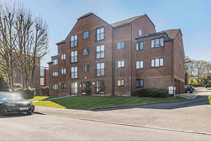 2 Bedroom Flat For Sale In Jasmine Grove, London, SE20