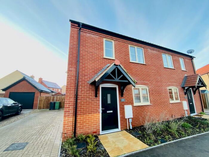 2 Bedroom Semi-Detached House To Rent In Poppy Way, NR17