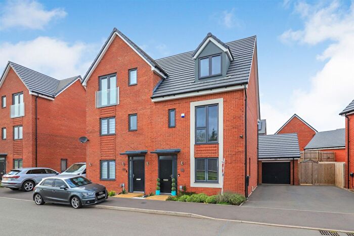 4 Bedroom Detached House For Sale In Indianapolis Gardens, Wolverhampton, WV10