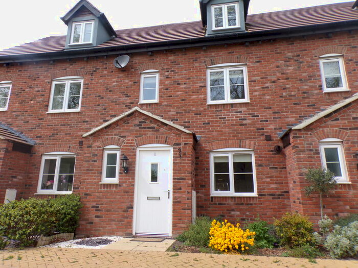 3 Bedroom Town House To Rent In Hares Leap, Stratford Upon Avon, CV37